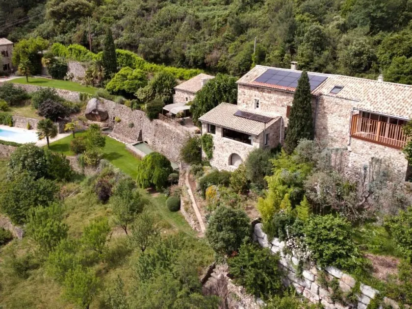 Voll ausgestattetes Ferienhaus mit Garten, privatem Pool und Grill | Bergblick | Hunde erlaubt - Image 1