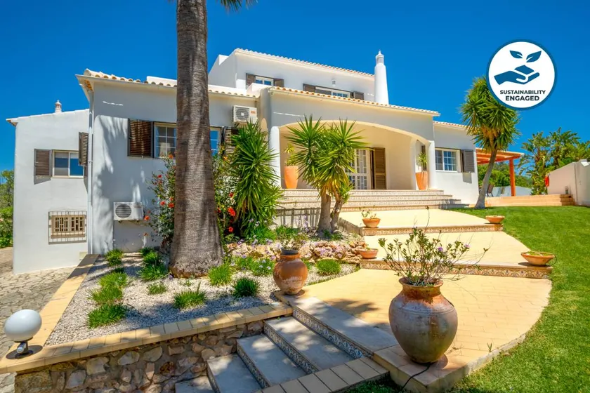 Villa entièrement équipée avec barbecue, jardin et terrasse - Image 1