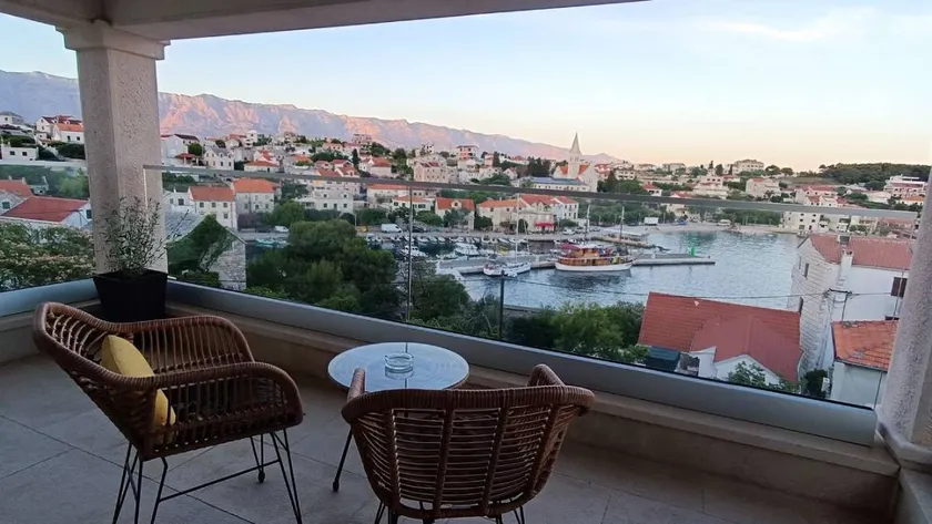 Holiday apartment with terrace | Sea view - Image 1