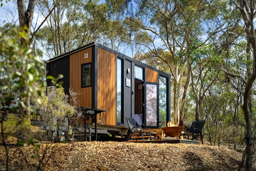 Outstanding Tiny House Close to Nice Hiking Trails near Bacchus Marsh, Victoria - Image 1