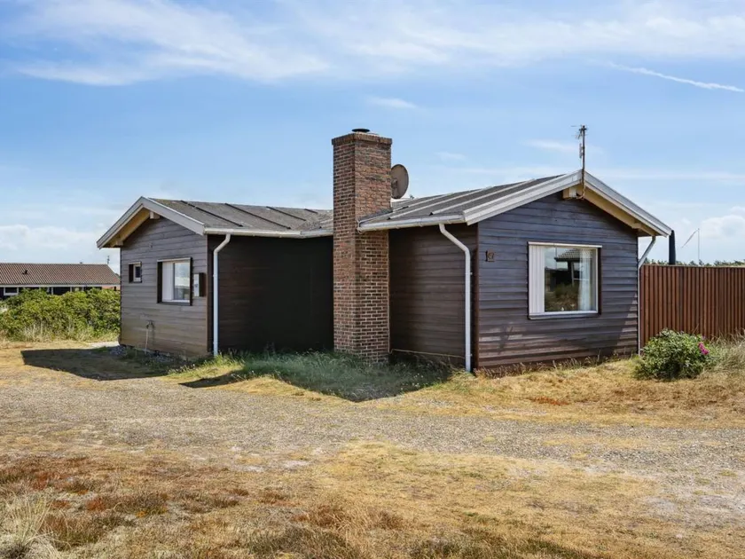 Child-friendly pleasant house with terrace - Image 1