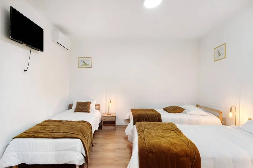 Zimmer 'Quarto 5 Piso Superior - Quinta Df' mit Bergblick, Wi-Fi und Klimaanlage - Image 1
