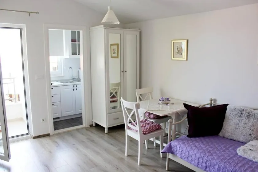 Nice holiday apartment | Sea view | Next to the beach - Image 1