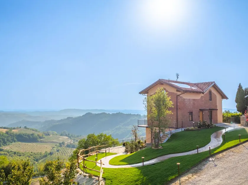 Child-friendly charming holiday apartment with garden & terrace | Panoramic view | Pets allowed - Image 1