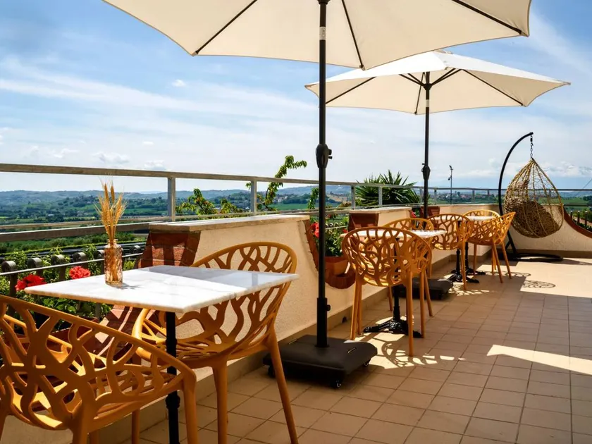 Luxury Glamping Retreat with Sea & Mountain Views in Torano Nuovo, Italy - Image 1
