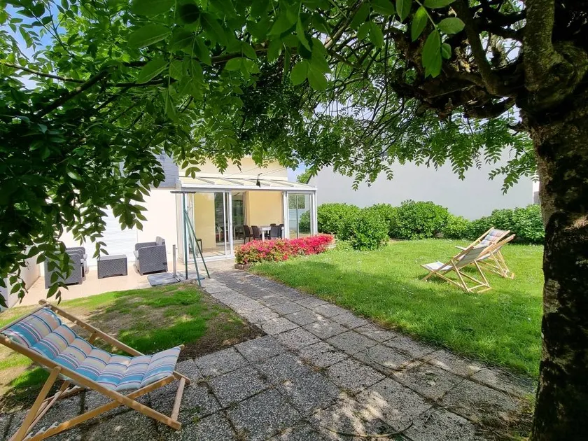 Holiday home with barbecue, terrace & garden | Garden view - Image 1