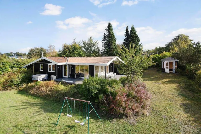Fully equipped pleasant house with garden, terrace & barbecue | Dogs allowed - Image 1