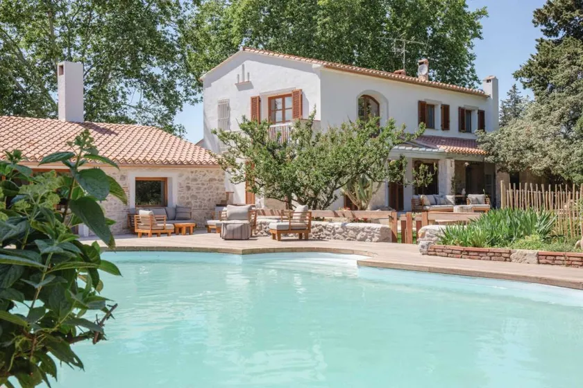 Fully equipped gite with terrace, BBQ & private pool | Pets allowed - Image 1