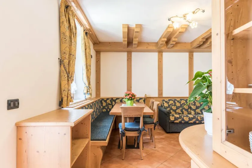 Rural Apartment "Maso Margherita - Tablà" with Balcony, Garden & Wi-Fi - Image 1