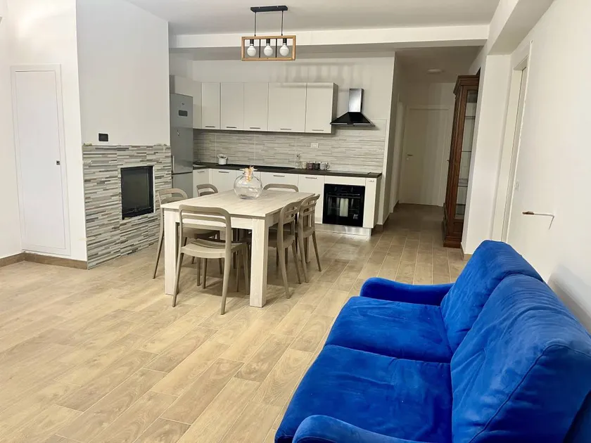 Children-friendly pleasant apartment with garden - Image 1