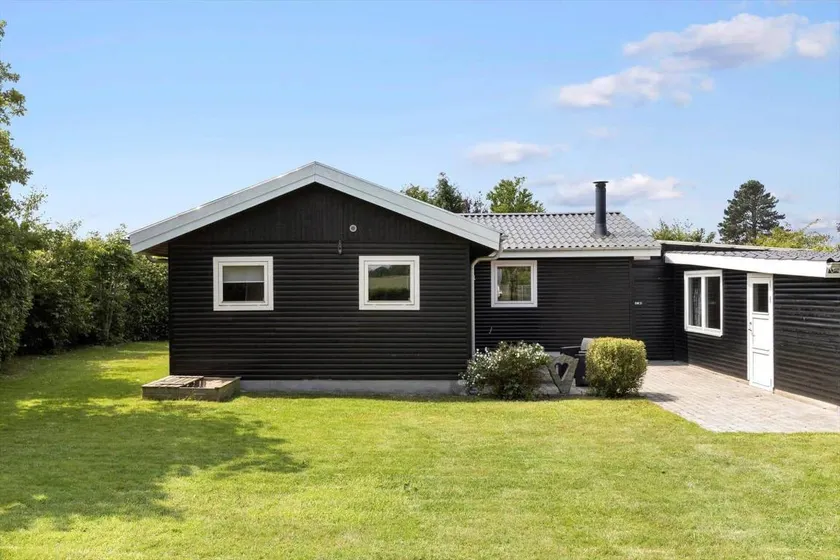 House with sauna, barbecue & terrace - Image 1