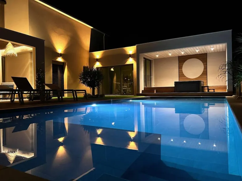 Gite with garden, terrace & BBQ - Image 1