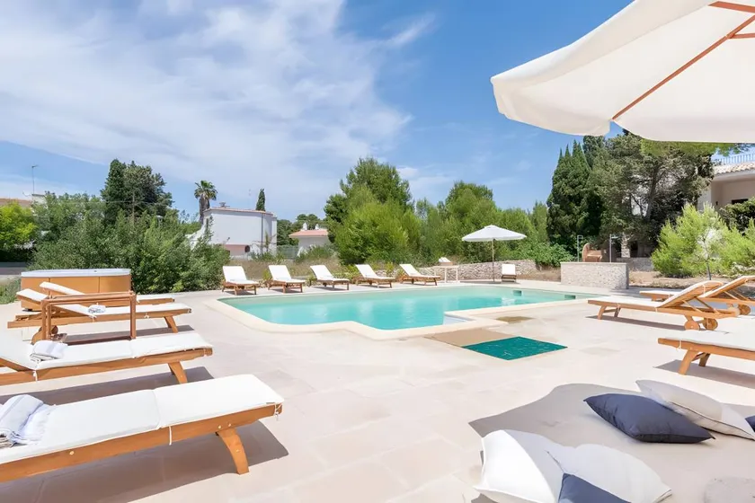 Bed & Breakfast mit Garten, Terrasse und Pool | Gartenblick | Haustiere erlaubt - Image 1