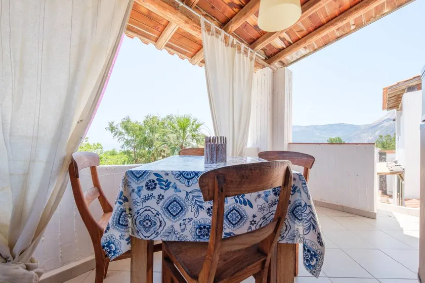 Holiday apartment with terrace | Beach view - Image 1