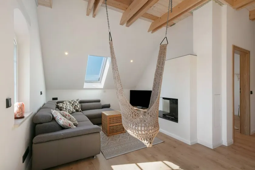 Attraente appartamento adatto alle famiglie con terrazza e giardino | Vista sul giardino | Adatto per il telelavoro - Image 1