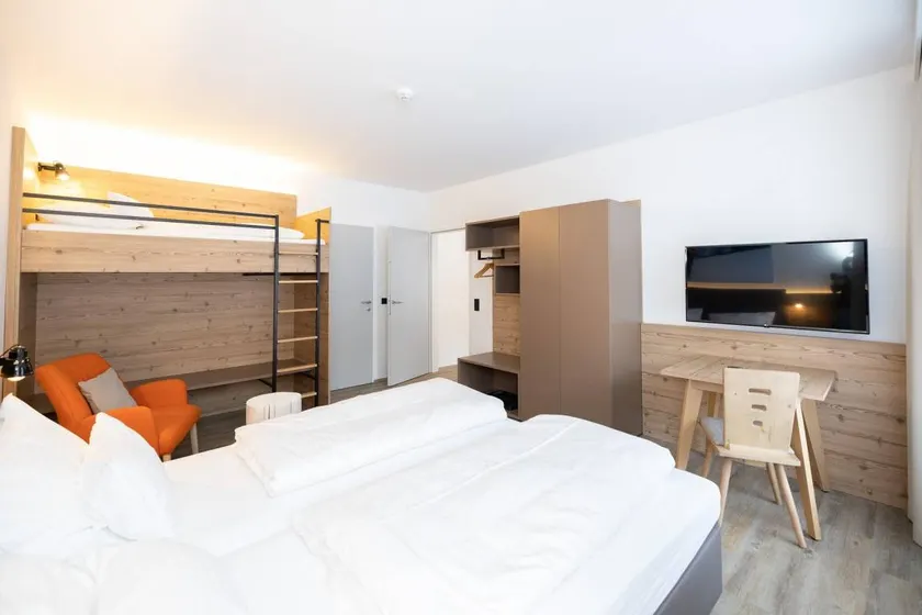 Family-friendly beautiful flat with terrace & sauna - Image 1