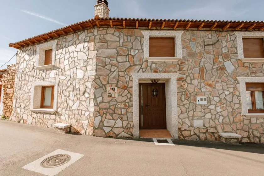 Meravigliosa casa totalmente attrezzata con giardino, griglia e terrazza | Vista sulla montagna | Ammette cani - Image 1