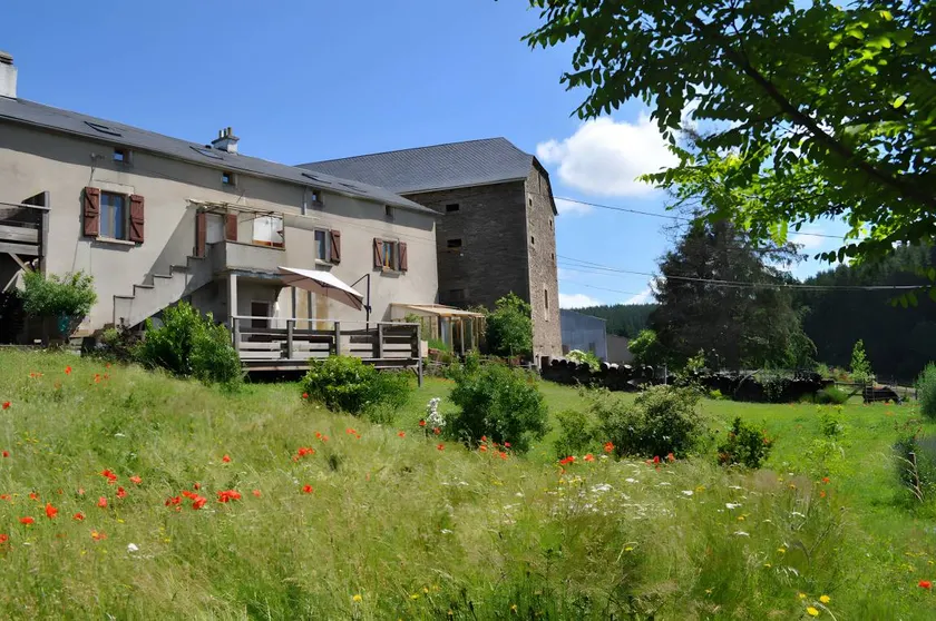 Cottage with barbecue, garden & terrace | Garden view - Image 1