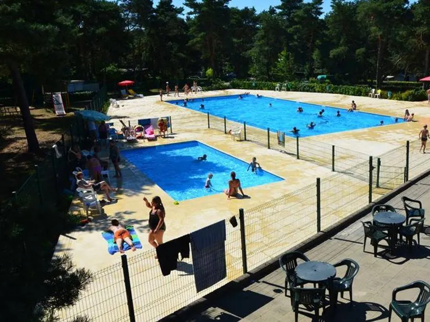 Tenda con piscina - Image 1