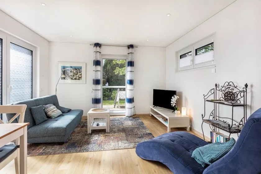 Ferienwohnung mit Terrasse und Garten | Gartenblick - Image 1