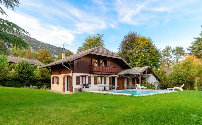 House with private pool, terrace & barbeque - Image 1