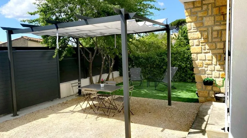 Charmant appartement adapté aux familles avec jardin | Vue jardin | Avec animaux admis - Image 1
