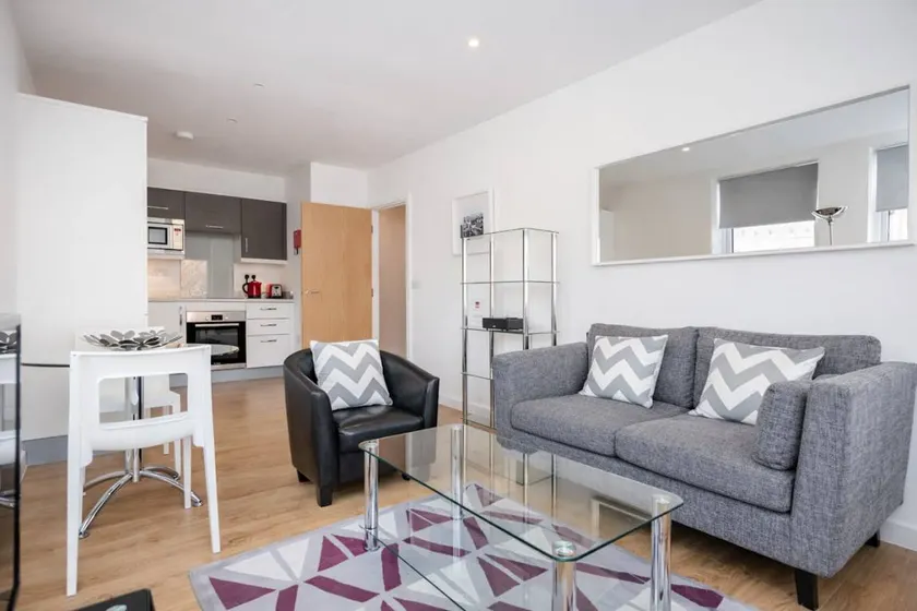 Bridge Street, Leatherhead - Image 1