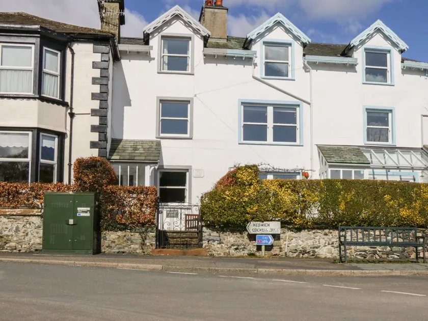 Family-friendly cottage with garden | Dogs allowed - Image 1
