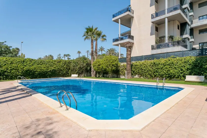 Agréable appartement convivial et familial avec jardin, terrasse et barbecue | Vue jardin | Proche de la plage | Idéal pour le télétravail - Image 1