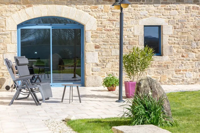 Cottage with barbeque, garden & terrace | Garden view | Suitable for remote work - Image 1