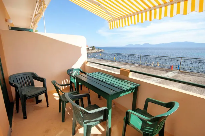 Two bedroom apartment near beach Sućuraj, Hvar (A-4029-e) - Image 1