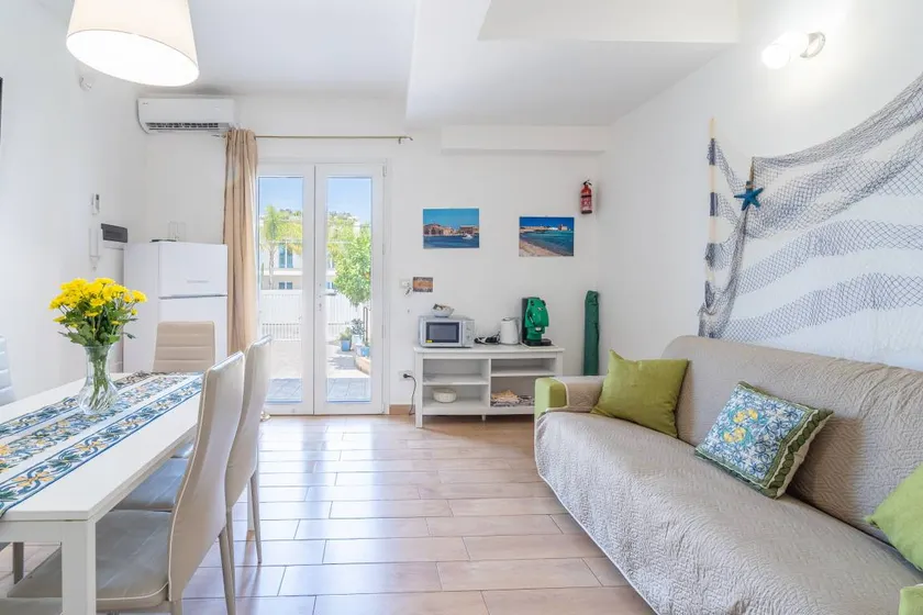 Appartement avec terrasse, barbecue et jardin | Vue jardin - Image 1