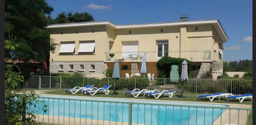 Apartment mit Terrasse, Pool und Garten | Gartenblick - Image 1
