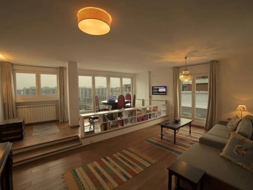 Pleasant apartment with terrace - Image 1