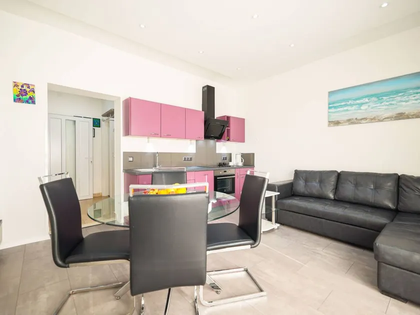 Fully equipped lovely apartment with barbeque & garden | Beach nearby | Dogs allowed - Image 1
