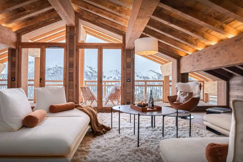 Ski in ski out chalet for 13 with spa facilities and gym - OVO Network - Image 1