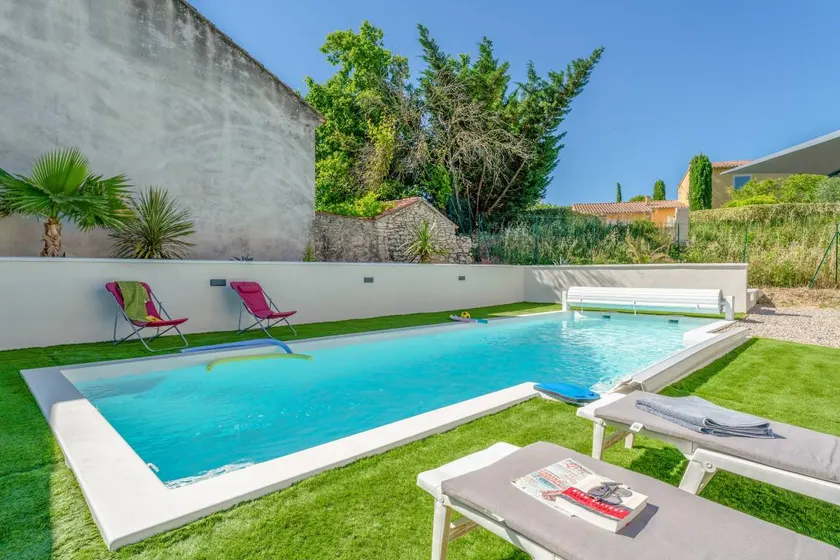 Children-friendly lodge with pool, garden & terrace | Garden view - Image 1