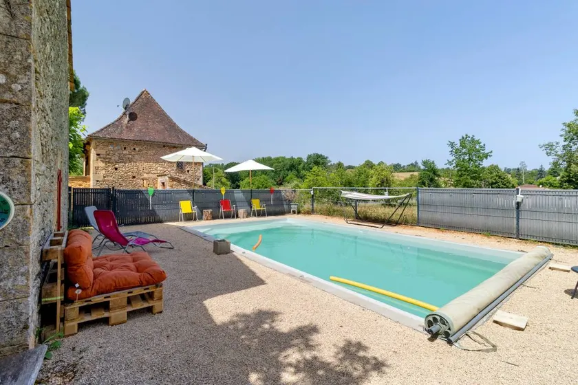 Bed & breakfast with garden & pool | Garden view - Image 1