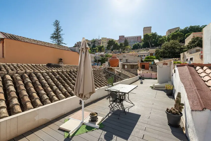 Maison de vacances entièrement équipée avec terrasse | Vue ville | Adaptée au travail à distance - Image 1