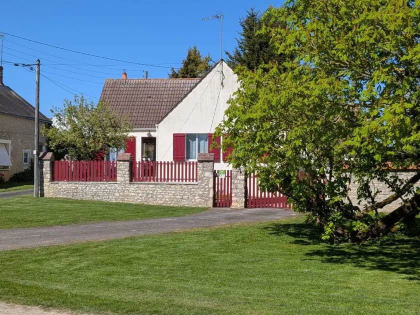 Cottage with barbeque & garden - Image 1