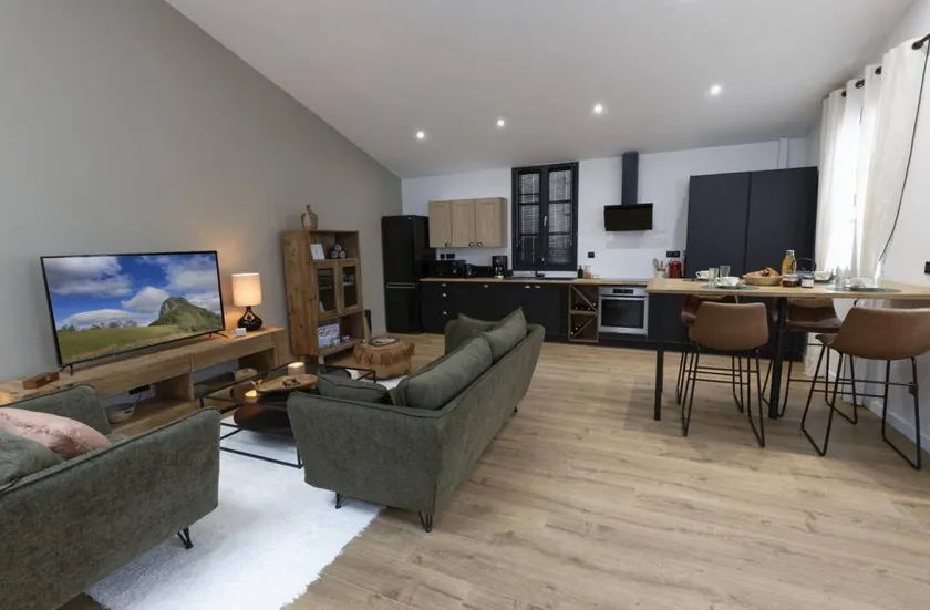 Pleasant gite with 2 bedrooms for 4 persons - Image 1