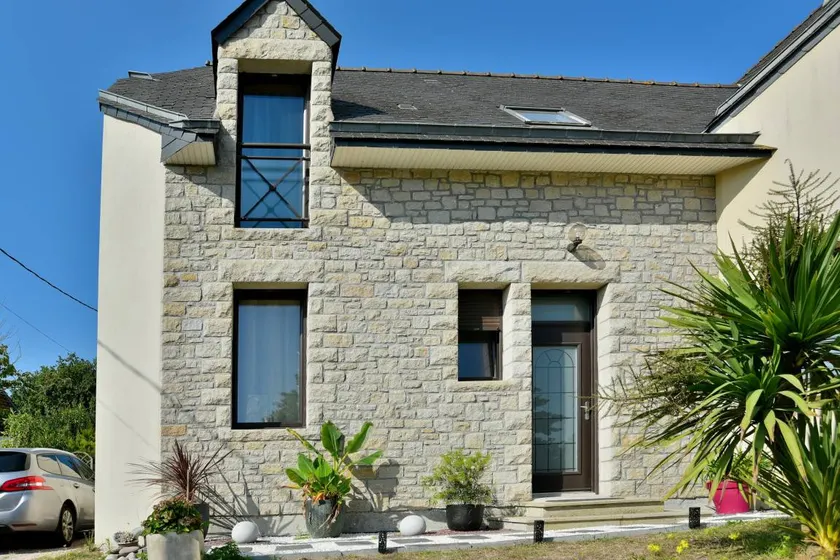 Cap Fréhel Protected Area – 4-Person Cottage, Walk to the Beach - Image 1