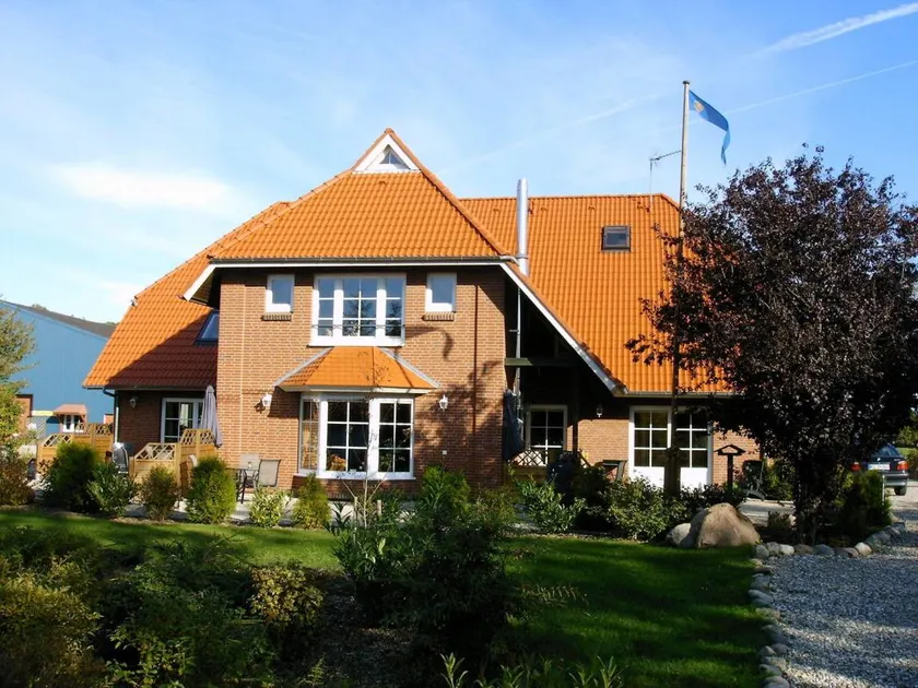 Appartement de vacances adapté aux familles avec barbecue et jardin - Image 1