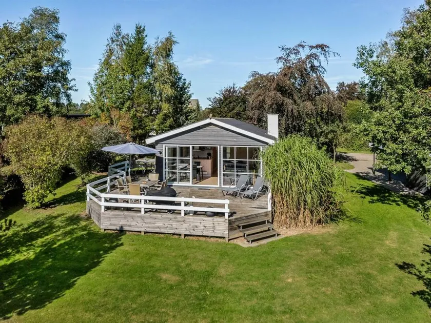 Holiday Home Leandra 600m from the sea by Interhome - Image 1