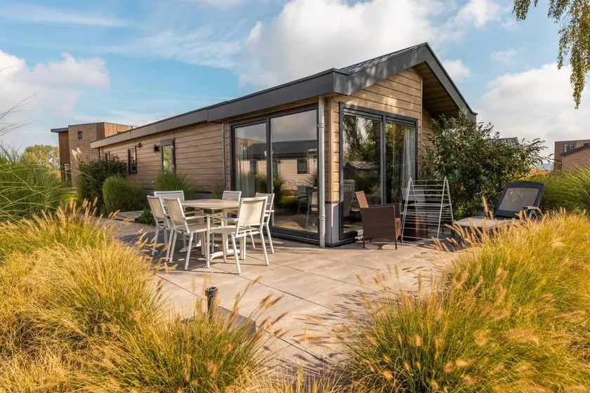 Tidy Chalet With Dishwasher Near the River Maas - Image 1