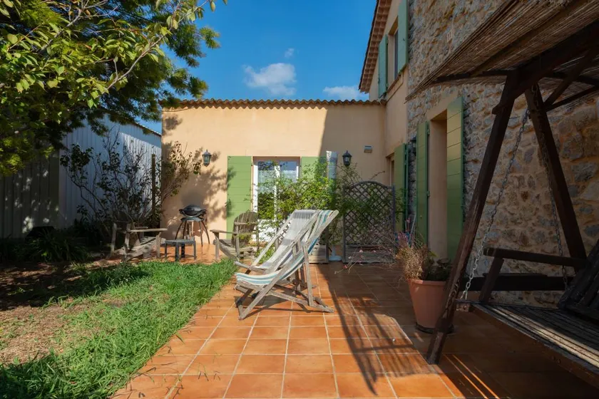 Appartement de vacances avec jardin, terrasse et barbecue | Vue jardin - Image 1