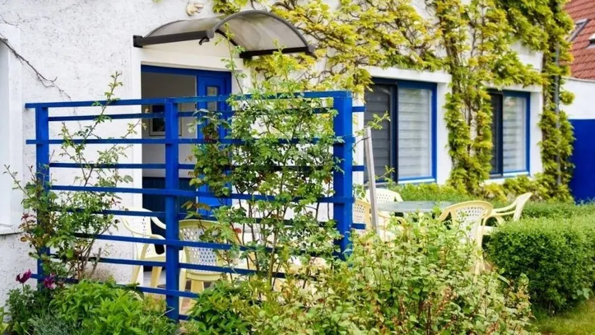 Holiday apartment with terrace - Image 1