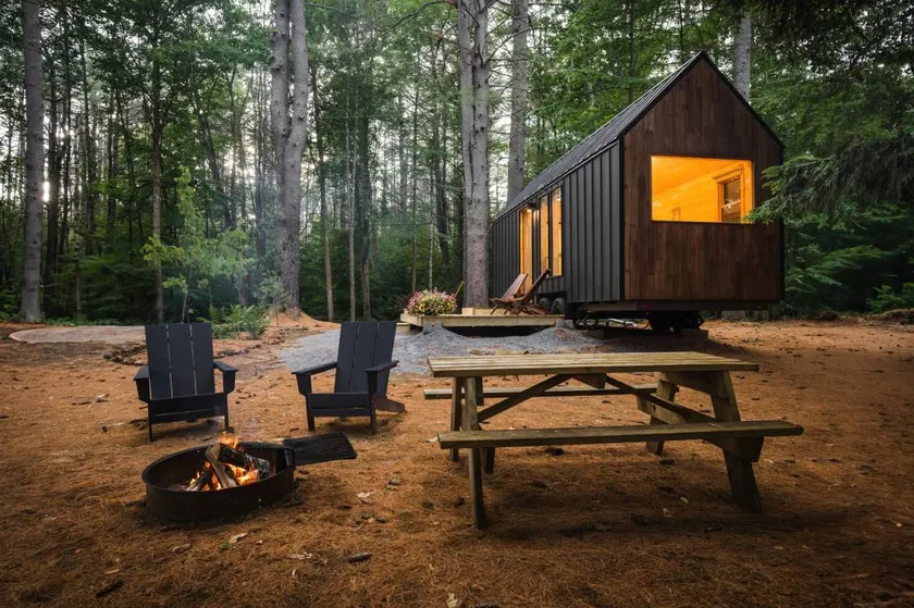 Secluded, Dog Friendly Tiny House on the Hudson River, near Saratoga Springs - Image 1
