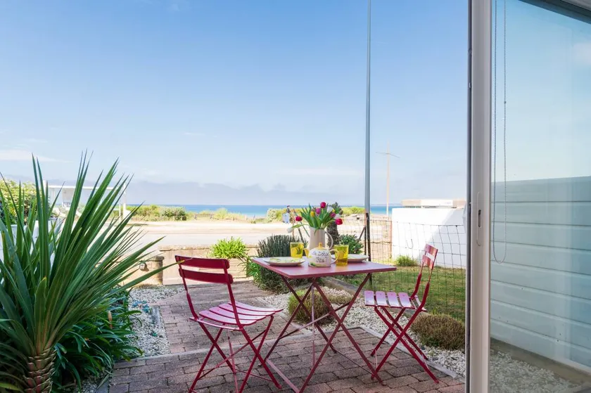 Holiday apartment with terrace | Sea view - Image 1