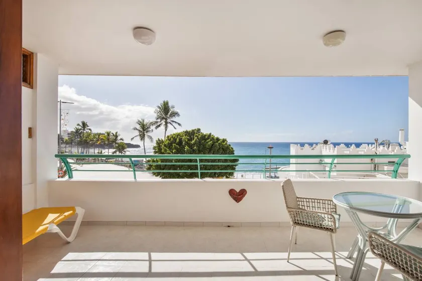 Apartment 'Playa Delphin 105' with Sea View, Balcony and Wi-Fi - Image 1